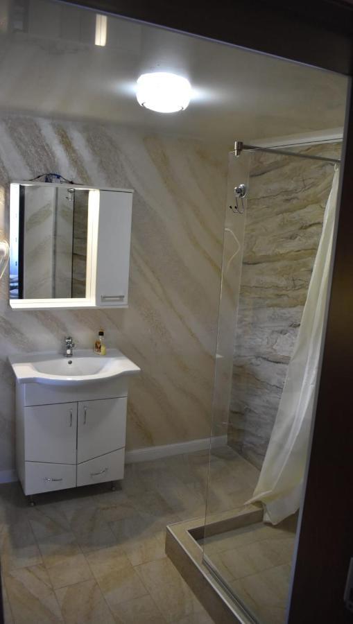 Casa Brancusiana Apartment Targu Jiu Ngoại thất bức ảnh
